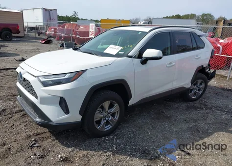 2023 Toyota Rav4 Hybrid Xle z USA, uszkodzony, nr VIN JTMRWRFV3PD206218